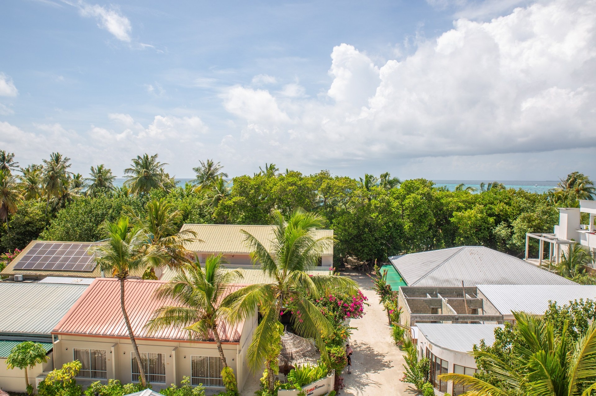 Family Room - Image 4